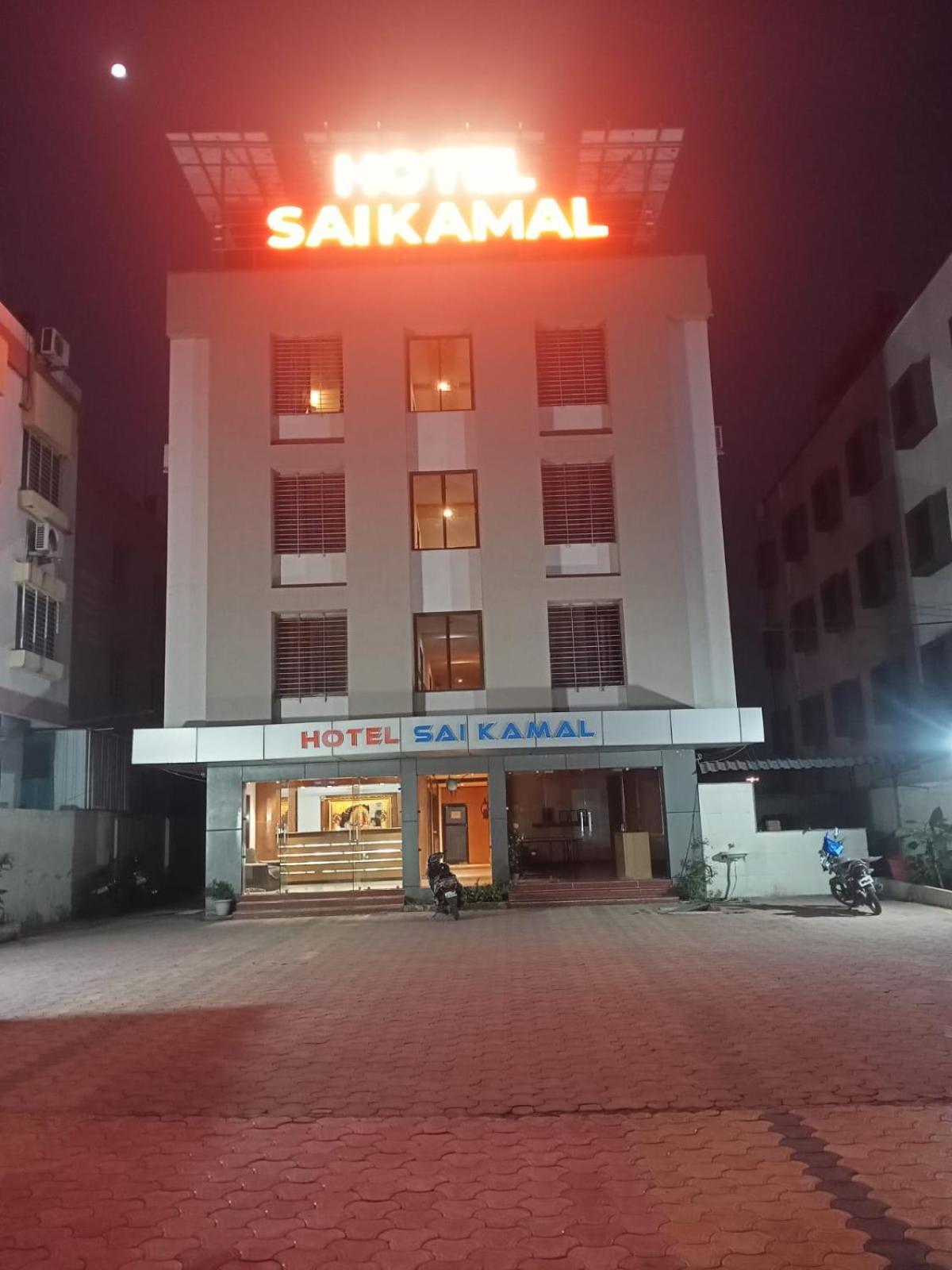 Hotel Sai Kamal Ширді Екстер'єр фото